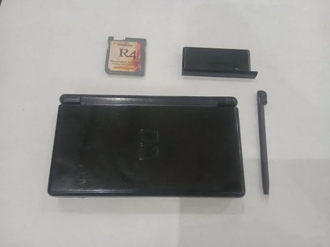 Nitendo ds ( para retirada de peças )