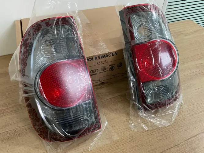 Par de Lanterna Saveiro G4 Surf Fumê Original VW