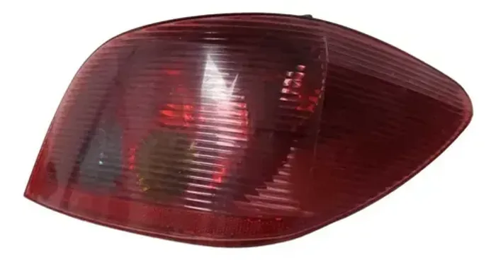 Lanterna Traseira Direita 307 Hatch 2002 À 2006 Direito/passageiro Vermelho
