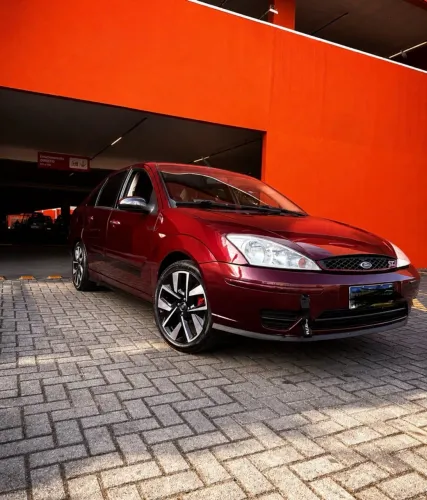 Ford Focus Sedan 1.6/1.6 Flex 8v/16v 4P Mec. 2005