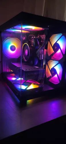 PC Gamer RX 590 8GB