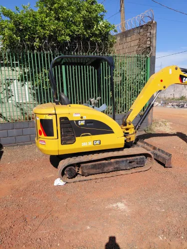 Mini escavadeira caterpilar 302.5c ano 2008