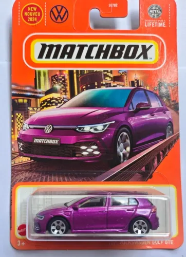 Matchbox 2021 Volkswagen Golf GTE Roxo 1/64 - Novo Lacrado
