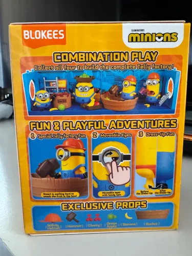 Minios Blokees
