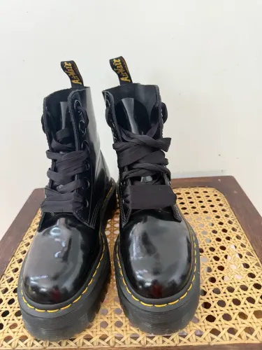 bota dr martens original de plataforma , modelo molly 36