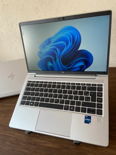 Notebook HP i7 13ª Geração / IrisXe Graphics / 32GB RAM / 512GB SSD / Tela 14? FullHD