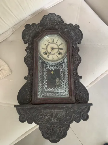 Relógio de parede antigo