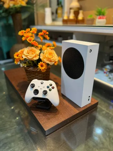 Xbox Séries S Com Garantia - Vendo Troco - SOMOS LOJA