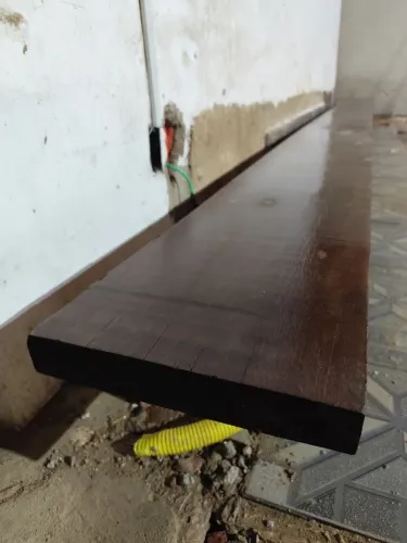 Peça de madeira para cobertura