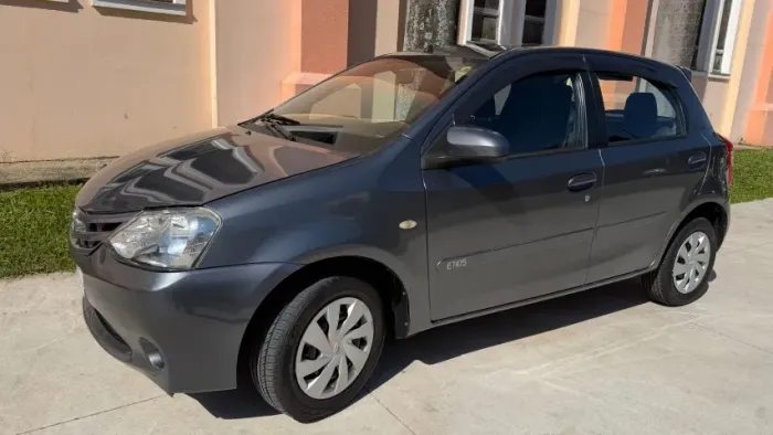 Toyota Etios XS 1.5 Flex 16V 5P Mec. 2016