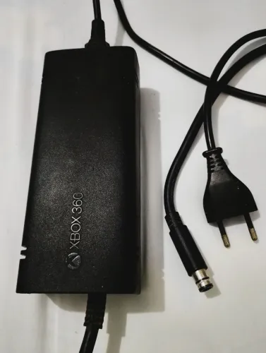 Fonte Xbox 360 ultra slim Original
