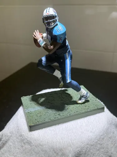 Action Figure Vince Young #10 Tennessee Titans - McFarlane NFL Series 15