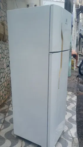 Vendo geladeira funcionando