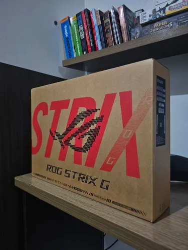 Notebook Gamer ROG Strix G16 | i9 | 5060 | 16GB DDR5 | 512GB SSD, Windows 11