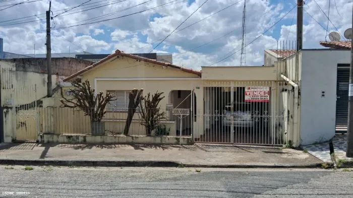 Casa 2 dormitórios para Venda em Sorocaba, Vila da Fonte, 2 dormitórios, 1 banheiro, 2 vag