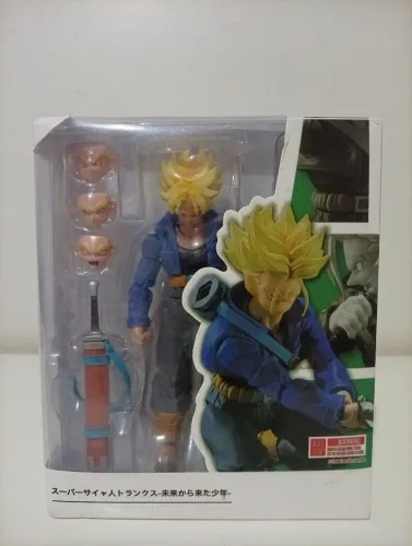 Trunks Super Sayajin action figure