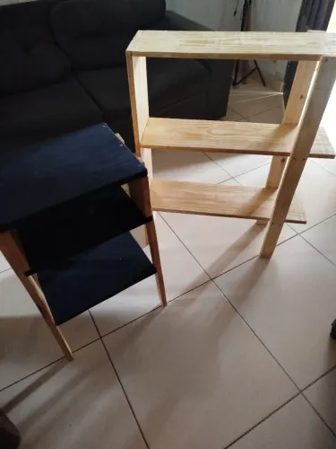 Móveis rústicos. 