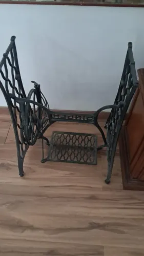Base de mesa Singer