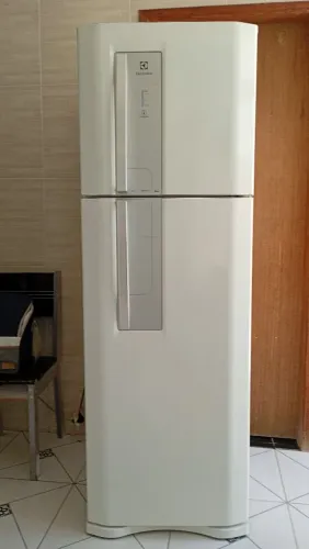 Linda Geladeira Electrolux frost free 380 litros 