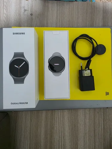 Relogio Samsung watch 8. (40mm) top top com 2 meses de uso na garantia zerado