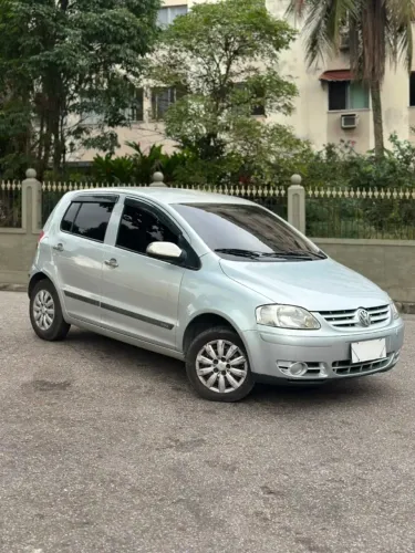 Volkswagen Fox City 1.0mi/ 1.0mi Total Flex 8V 3P 2006