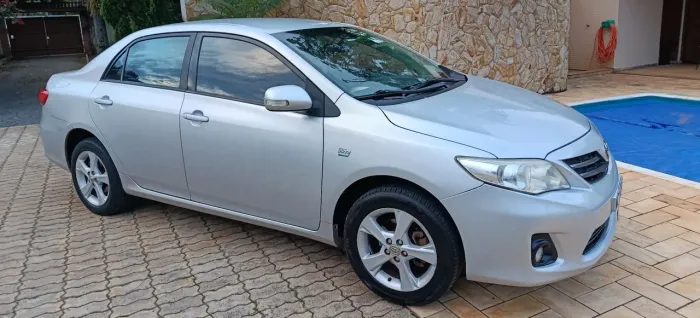 Toyota Corolla XEI 2.0 Flex 16V Aut. 2013