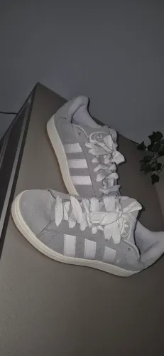 TÊNIS ADIDAS CAMPUS CINZA CLARO TAMANHO 42