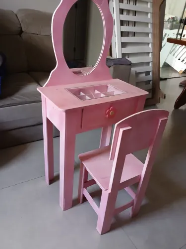 Vendo Penteadeira infantil