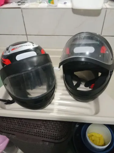 Capacetes de moto