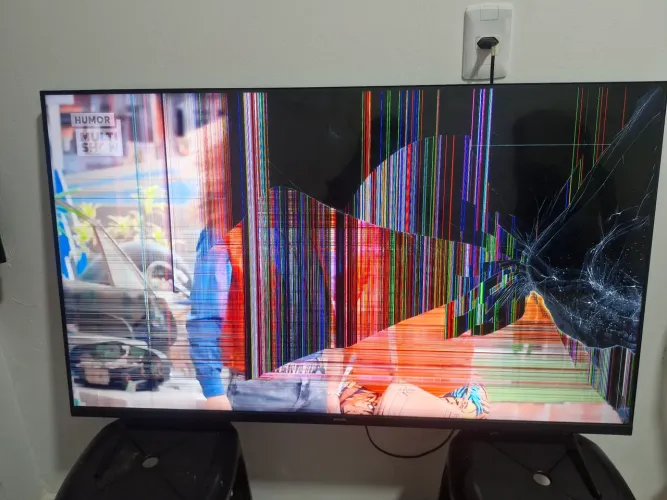 Tv 55 polegadas com defeito