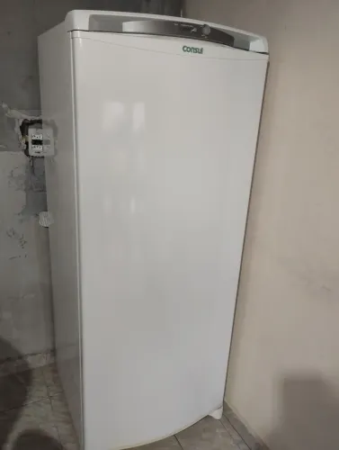 Freezer Consul seminovo parcelado no cartão