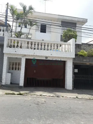 Casa de 200m² para Venda por R$ 590.000,00 - Vila Eldízia, Santo André / São Paulo