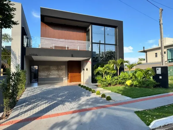 Condomínio Bella Vittá - Casa à venda com 3 suítes - Londrina, PR