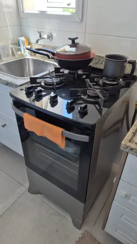 Fogão Electrolux 4 bocas Efficient com PerfectCook Prata em excelente estado