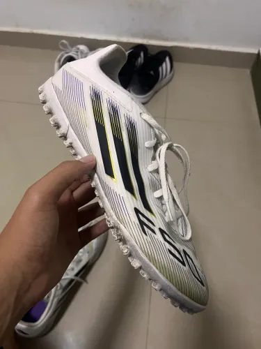 Chuteira Society adidas F50