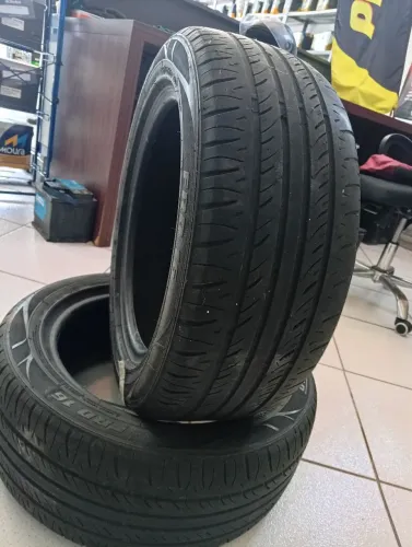 Vendo 1 par de peneus 195/55r15 valor 300