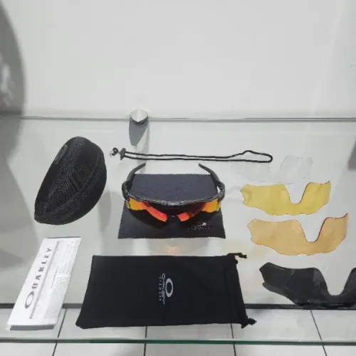 Oculos Oakley Radar EV com 4 lentes extras - Novo - Proteção UV400