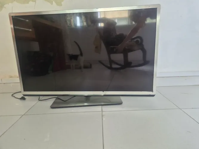 TV Phillips 42"