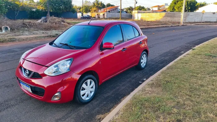 Nissan March S 1.0 12V Flex 5P 2015