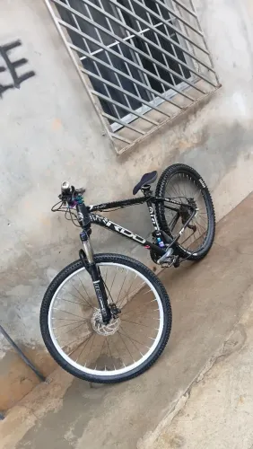 Roda dianteira aro 29 completa e suspensão eleven