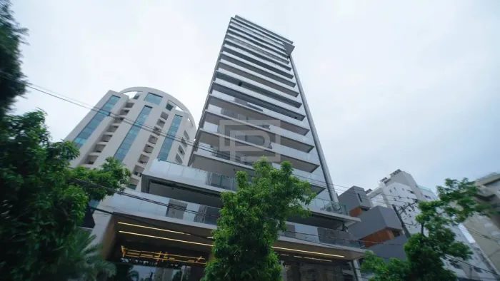 Apartamento com 4 Quartos à Venda, Lourdes - Belo Horizonte