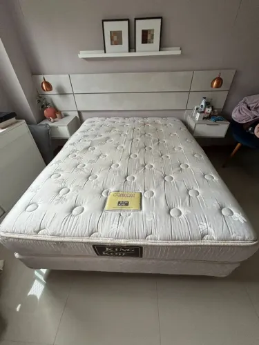 Colchao king koil + box casal
