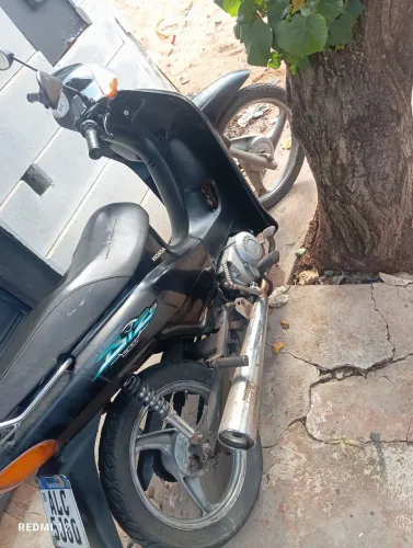 Vendo ou troco por Titan