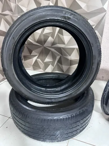 02 Pneus 205 50 R17 Firestone. Ideal para reboques.