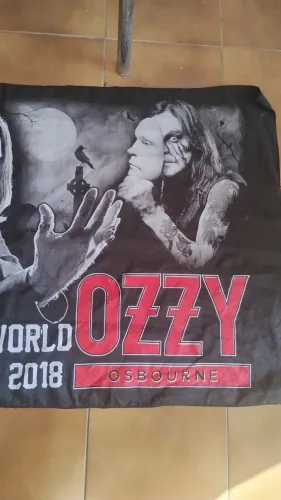 Bandeira Ozzy Osborne