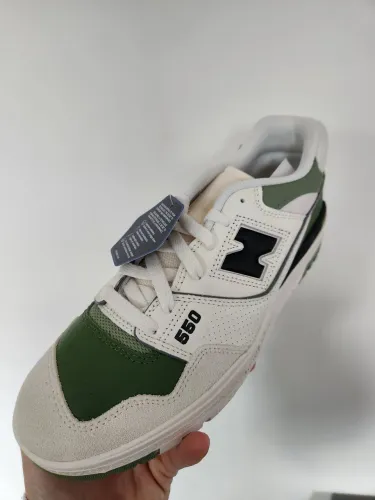 Tênis New Balance 550 (41)