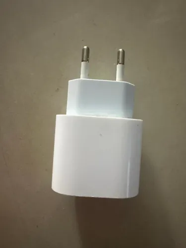 Fonte Iphone Original 20w Apple Tipo C Turbo Branco