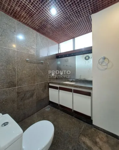Apartamento com 3 quartos em Piedade