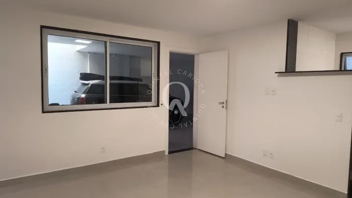 Apartamento de 2 quartos no Leblon