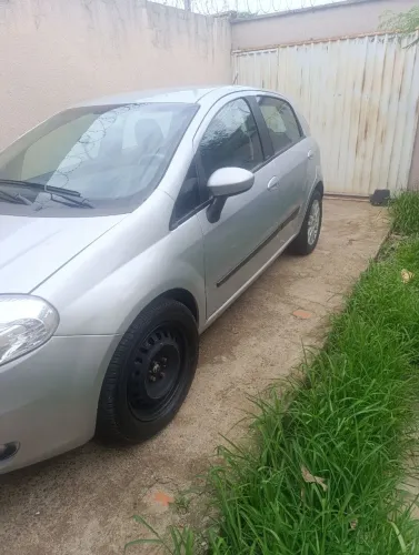 Fiat Punto Essence 1.6 Flex 16V 5P 2012